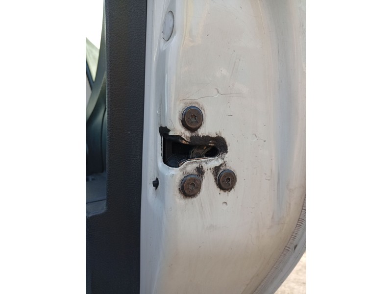 Recambio de cerradura puerta trasera derecha para dacia sandero ii (b8_) 1.5 dci referencia OEM IAM 825028727R  