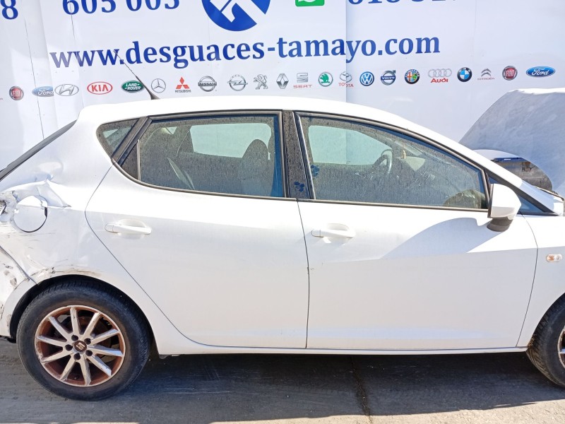 Recambio de puerta trasera derecha para seat ibiza iv st (6j8, 6p8) 1.2 tsi referencia OEM IAM 6J4833056  