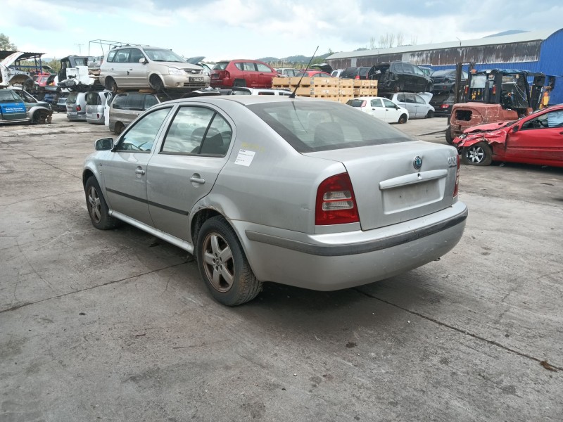 skoda octavia i (1u2) del año 2003