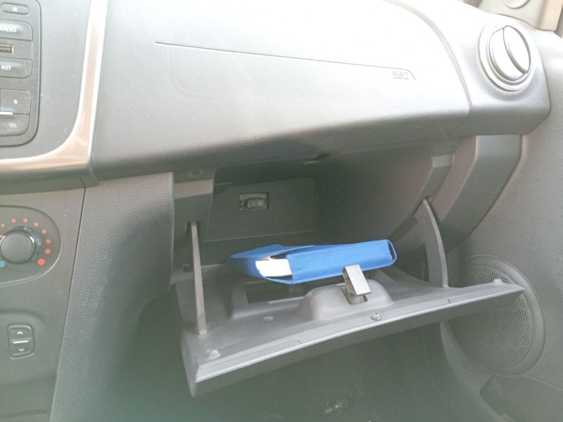Recambio de guantera para dacia sandero ii (b8_) 1.5 dci referencia OEM IAM 685116430R  