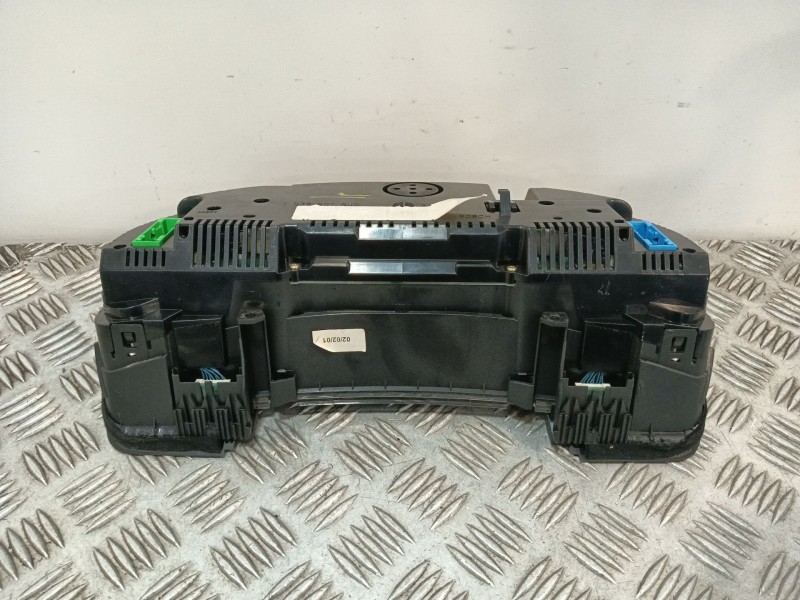 Recambio de cuadro instrumentos para audi a4 b6 (8e2) 1.8 t referencia OEM IAM 1036901830  