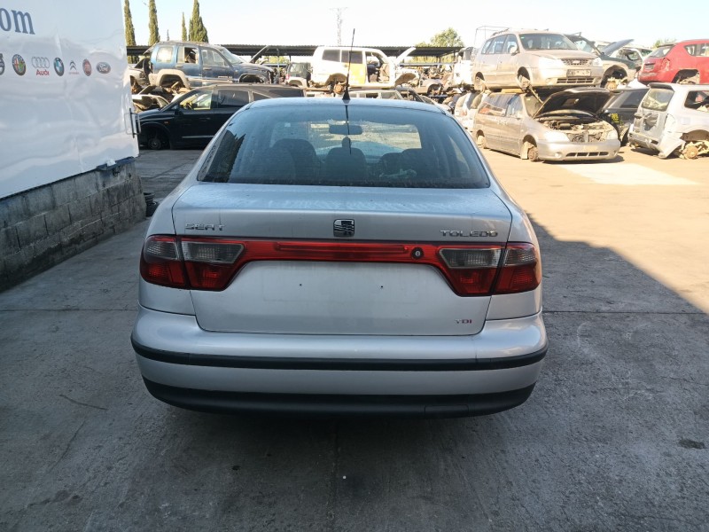 seat toledo ii (1m2) del año 2004