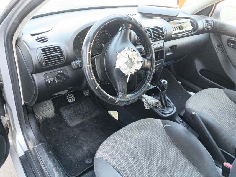 seat toledo ii (1m2) del año 2004
