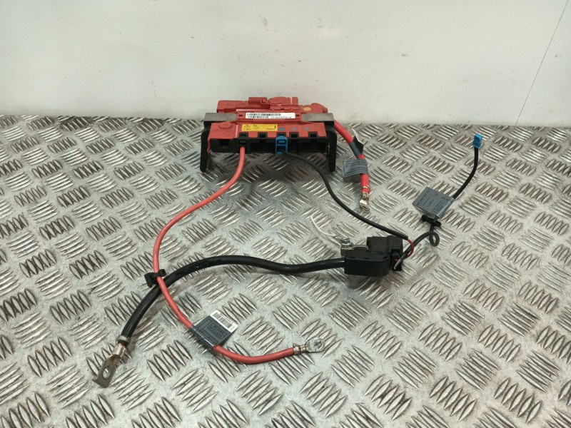 Recambio de caja reles / fusibles para bmw 1 (e81) 118 d referencia OEM IAM 694291208 6113698222702 