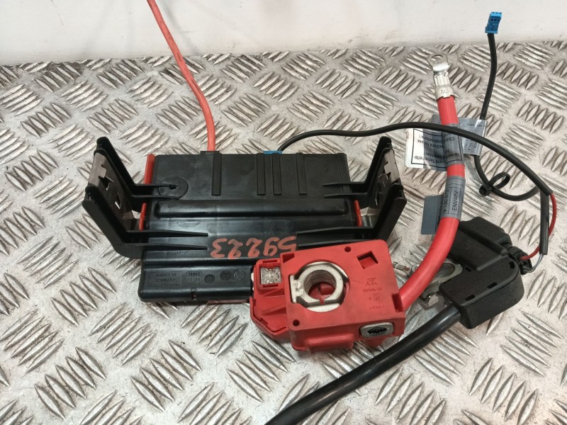 Recambio de caja reles / fusibles para bmw 1 (e81) 118 d referencia OEM IAM 694291208 6113698222702 