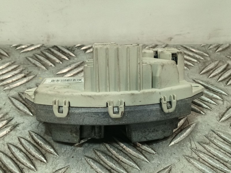 Recambio de resistencia calefaccion para bmw 1 (e81) 118 d referencia OEM IAM T1000664T  