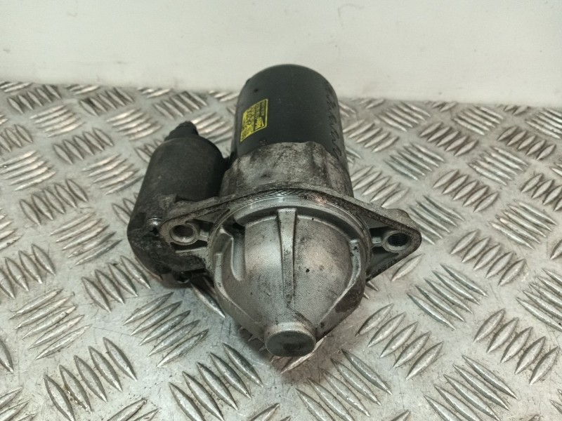 Recambio de motor arranque para kia cee´d referencia OEM IAM 361002A300  