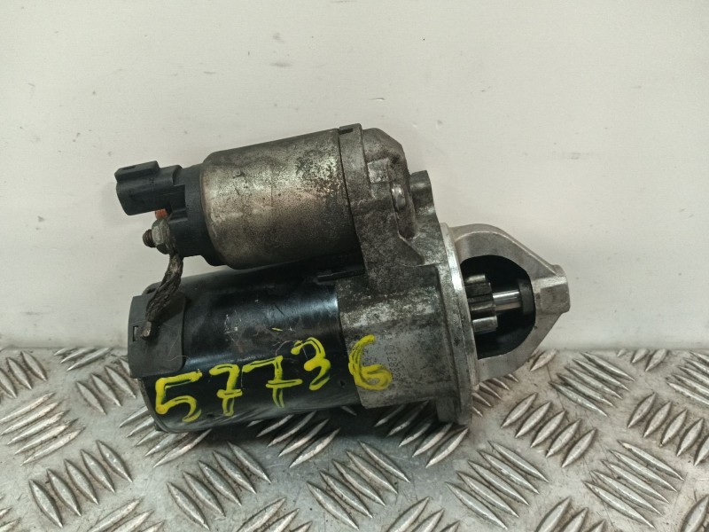 Recambio de motor arranque para kia cee´d referencia OEM IAM 361002A300  