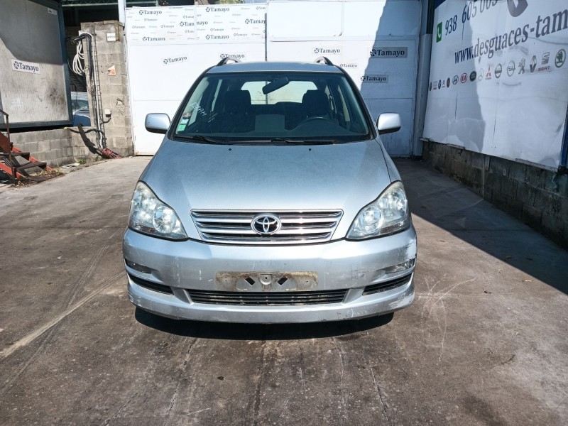 toyota avensis verso (m20) del año 2004