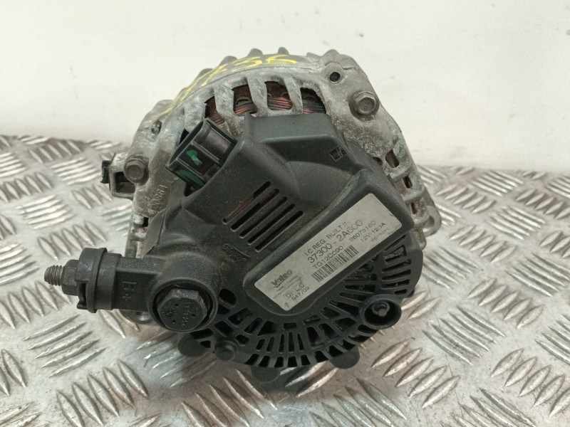 Recambio de alternador para kia cee´d referencia OEM IAM 373002A600 2607316D 