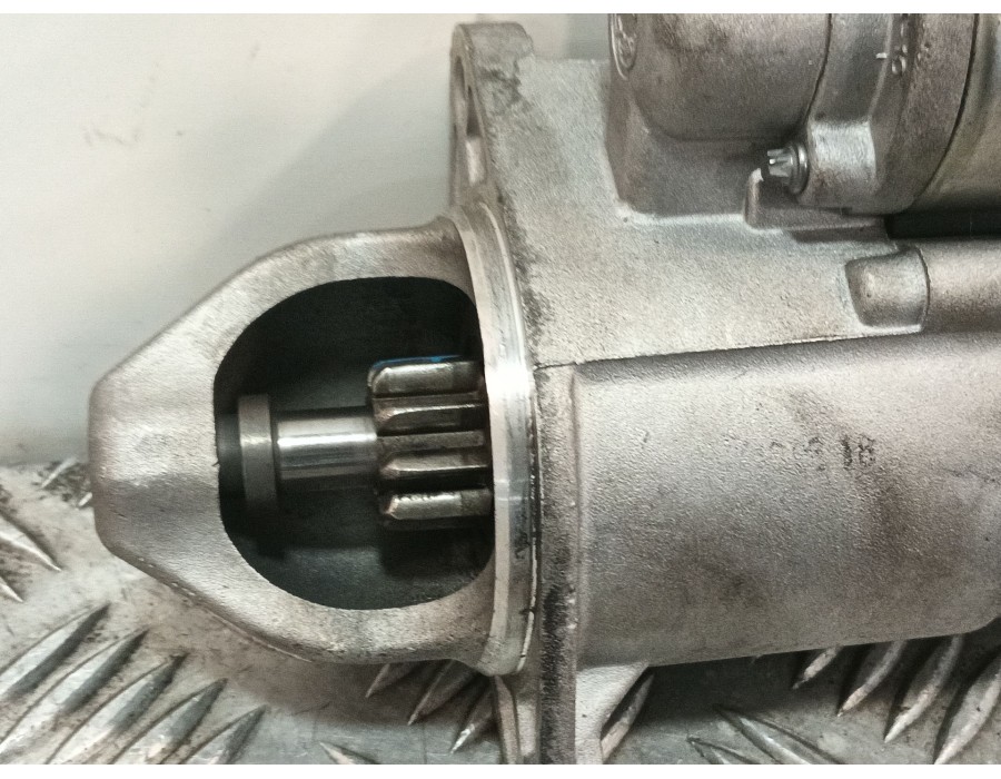 Recambio de motor arranque para opel zafira / zafira family b (a05) 1.6 (m75) referencia OEM IAM 55576980  