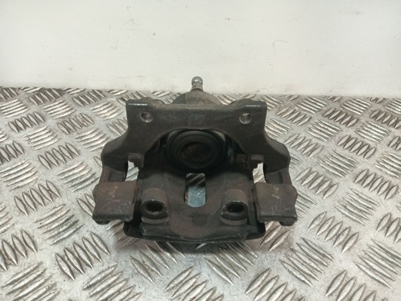 Recambio de pinza freno trasera derecha para bmw 1 (e81) 118 d referencia OEM IAM 9334020  