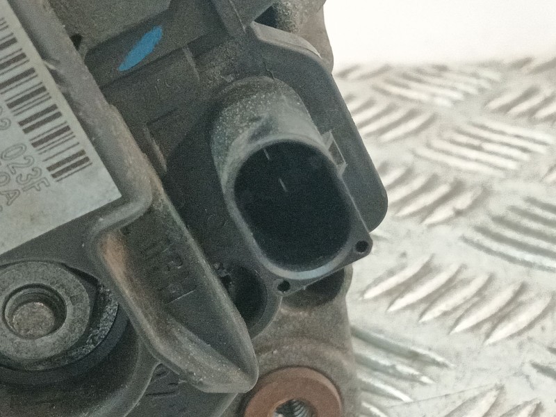 Recambio de alternador para mitsubishi lancer berlina (cy0) referencia OEM IAM 06F903023F  