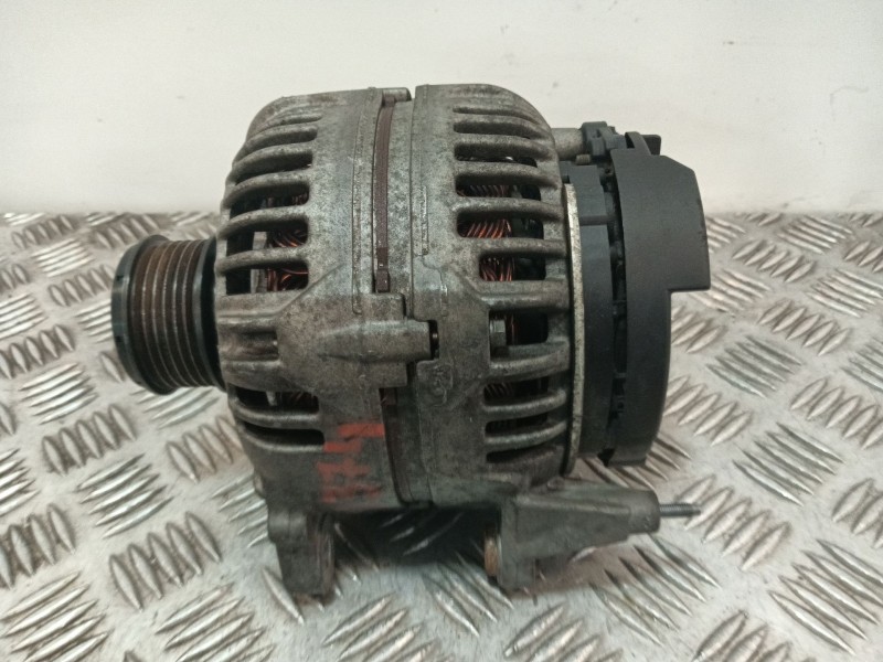 Recambio de alternador para audi a3 sportback (8pa) 2.0 tdi referencia OEM IAM 06F903023F 0124525066 