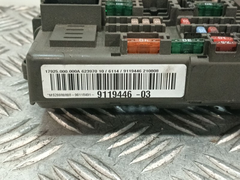 Recambio de caja reles / fusibles para bmw 1 (e81) 118 d referencia OEM IAM 911944603 10688710 