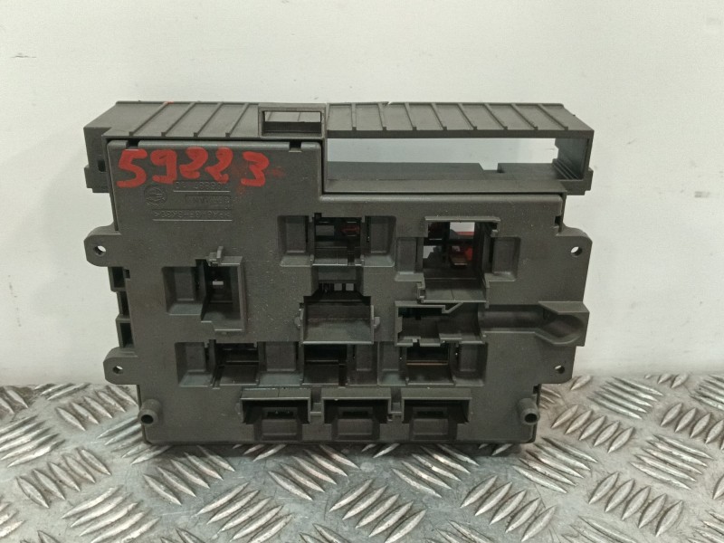 Recambio de caja reles / fusibles para bmw 1 (e81) 118 d referencia OEM IAM 911944603 10688710 