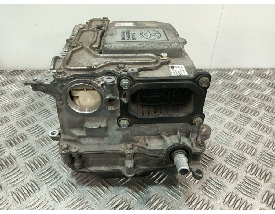 Recambio de inversor / generador hibrido para toyota yaris (_p13_) 1.5 hybrid (nhp130_) referencia OEM IAM G920052010  