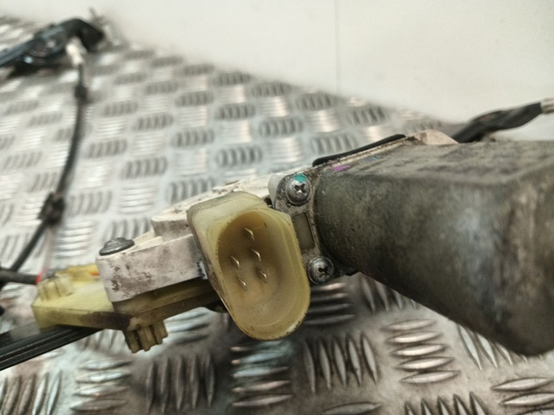 Recambio de elevalunas delantero derecho para bmw 1 (e81) 118 d referencia OEM IAM E840311607  