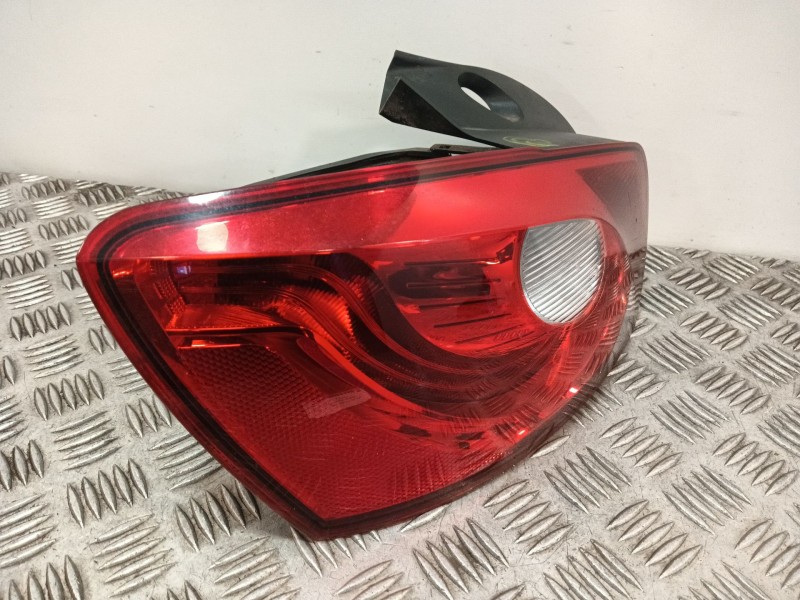 Recambio de piloto trasero izquierdo para seat ibiza iv st (6j8, 6p8) 1.2 tsi referencia OEM IAM 6J4945095K  