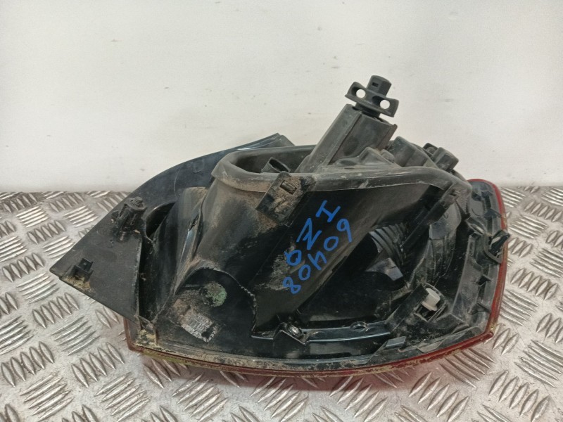 Recambio de piloto trasero izquierdo para seat ibiza iv st (6j8, 6p8) 1.2 tsi referencia OEM IAM 6J4945095K  