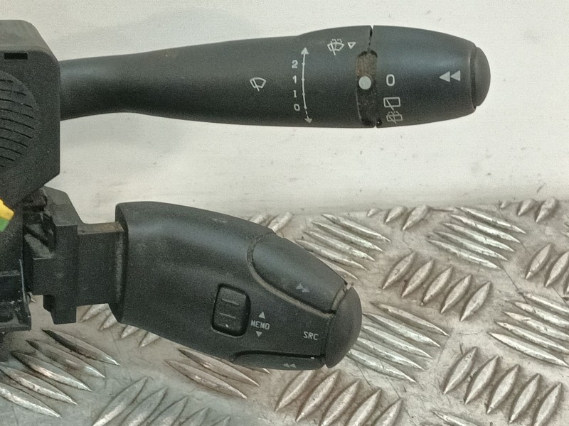 Recambio de mando multifuncion para peugeot 307 break (3e) 2.0 hdi 90 referencia OEM IAM 96413388XT  