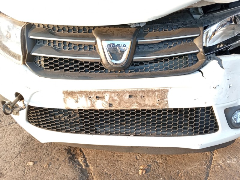 Recambio de rejilla paragolpes delantero para dacia logan ii tce 90 referencia OEM IAM 622544633R  