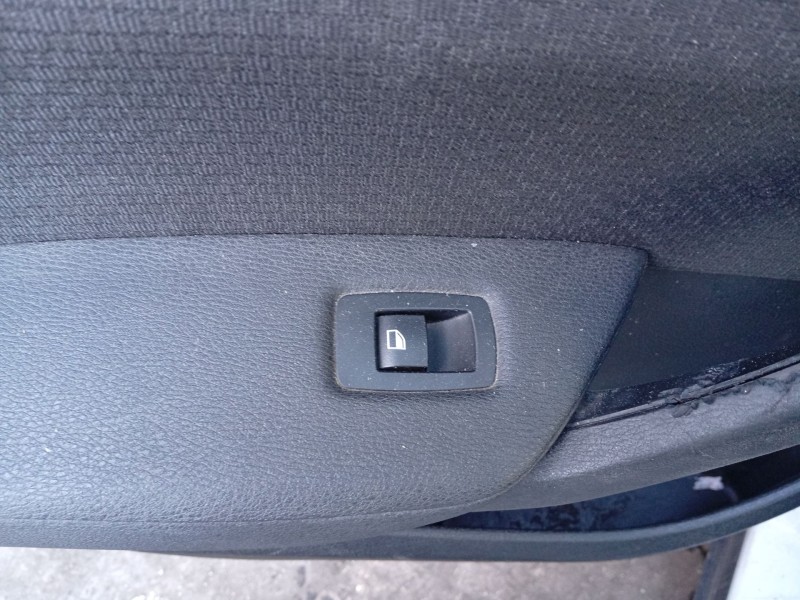 Recambio de mando elevalunas trasero izquierdo para bmw x3 (f25) xdrive 20 d referencia OEM IAM 61319202019  