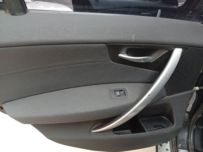 Recambio de mando elevalunas trasero izquierdo para bmw x3 (e83) 3.0 d referencia OEM IAM 61319113773  