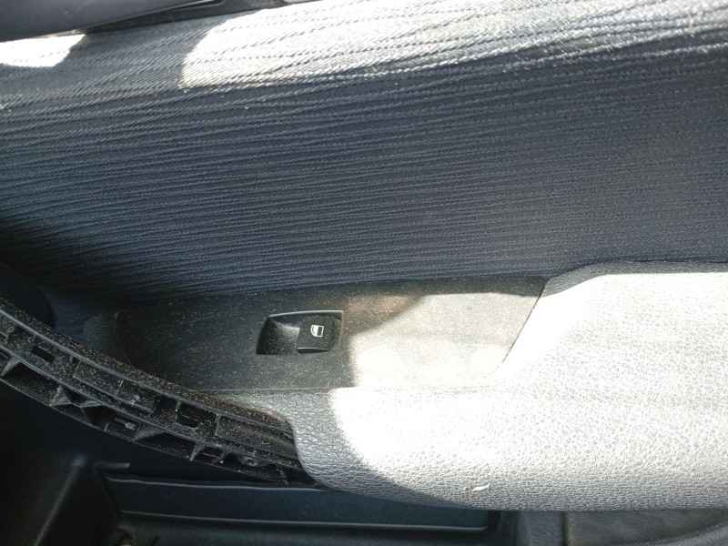 Recambio de mando elevalunas delantero derecho para bmw x1 (e84) referencia OEM IAM 61316935534  