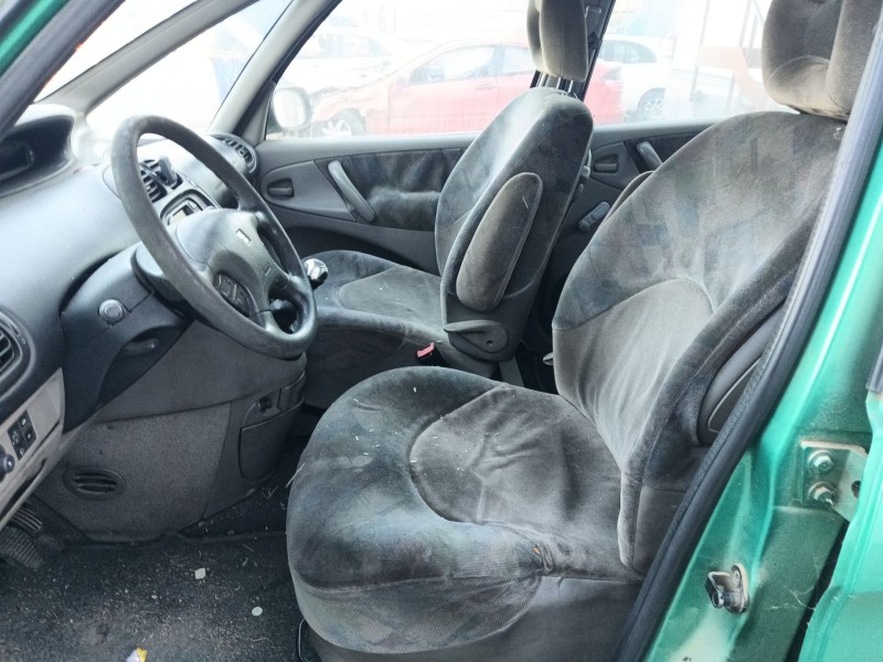 citroën xsara picasso (n68) del año 2001