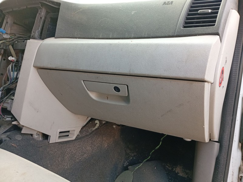 Recambio de guantera para jeep grand cherokee iii (wh, wk) 3.0 crd 4x4 referencia OEM IAM 5JY771J3AL  