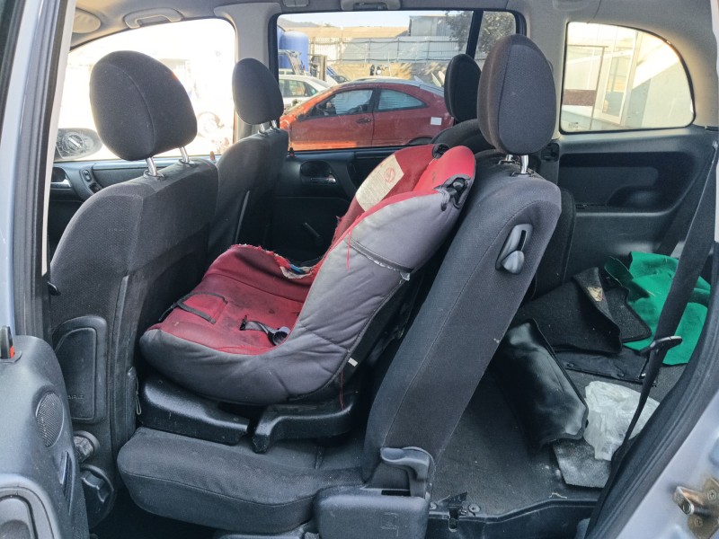 opel zafira a monospace (t98) del año 2001