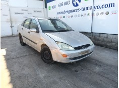 ford focus i sedán (dfw) del año 2000