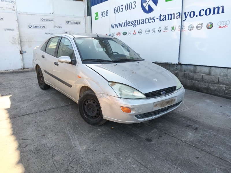 ford focus i sedán (dfw) del año 2000