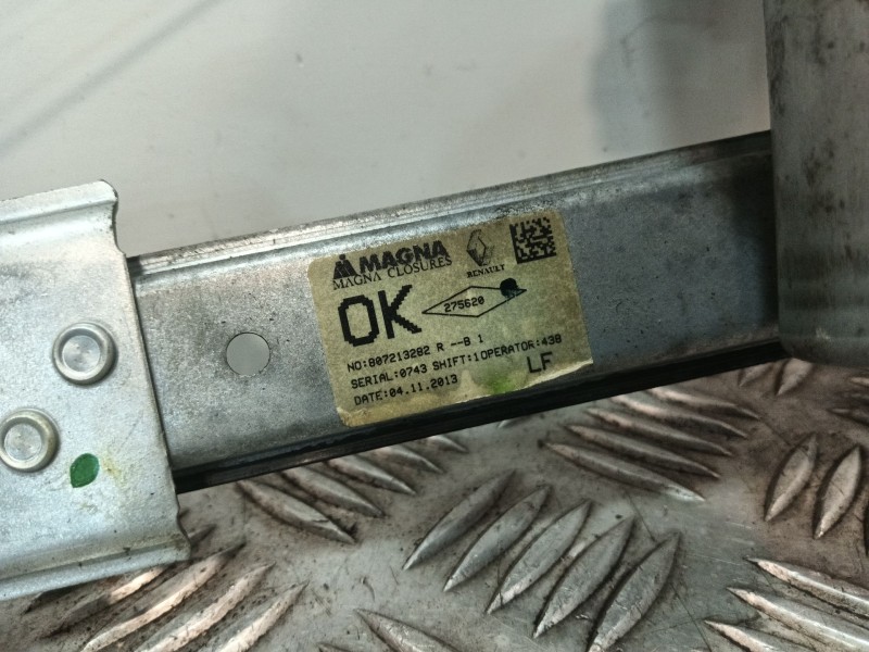 Recambio de elevalunas delantero izquierdo para dacia sandero ii (b8_) 1.5 dci referencia OEM IAM 807213282R  