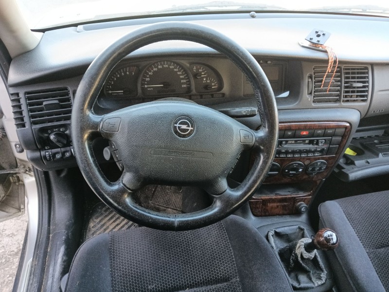 opel vectra b (j96) del año 1999