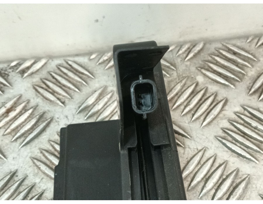 Recambio de cerradura puerta delantera derecha para dacia sandero ii (b8_) tce 90 (b8m1, b8ma) referencia OEM IAM 805026816R  