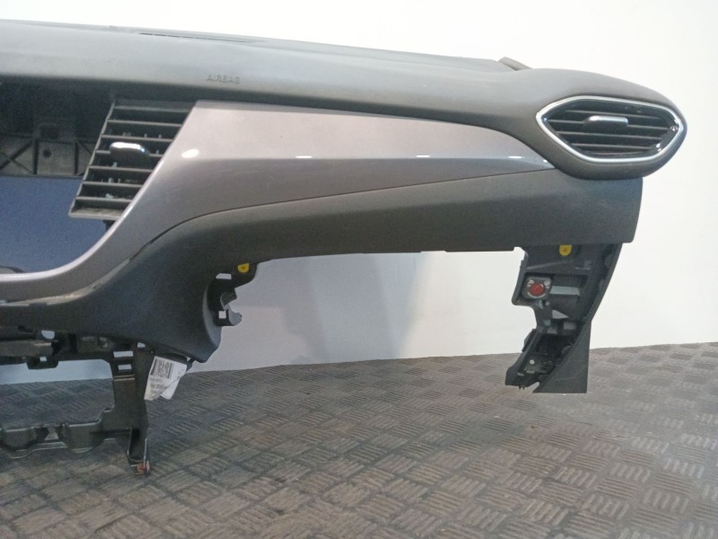 Recambio de salpicadero para opel crossland x / crossland (p17, p2qo) 1.2 (75) referencia OEM IAM YQ008065YX  
