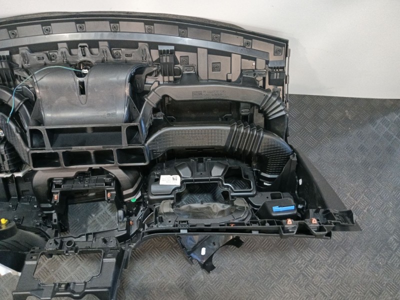 Recambio de salpicadero para opel crossland x / crossland (p17, p2qo) 1.2 (75) referencia OEM IAM YQ008065YX  