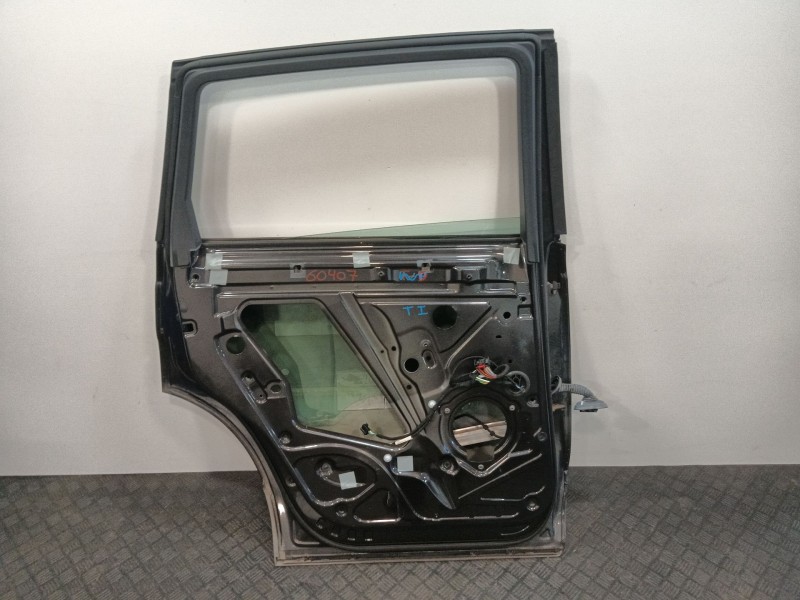 Recambio de puerta trasera izquierda para audi q7 (4lb) 4.2 fsi quattro referencia OEM IAM 4L0833051  