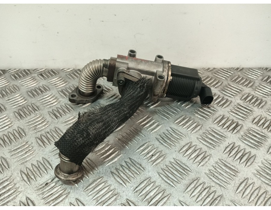 Recambio de valvula egr para opel zafira / zafira family b (a05) 1.9 cdti (m75) referencia OEM IAM 50024005  
