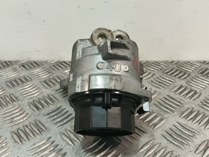 Recambio de cuerpo filtro aceite para toyota c-hr (_x1_) 1.8 hybrid (zyx10_, zyx11_) referencia OEM IAM   