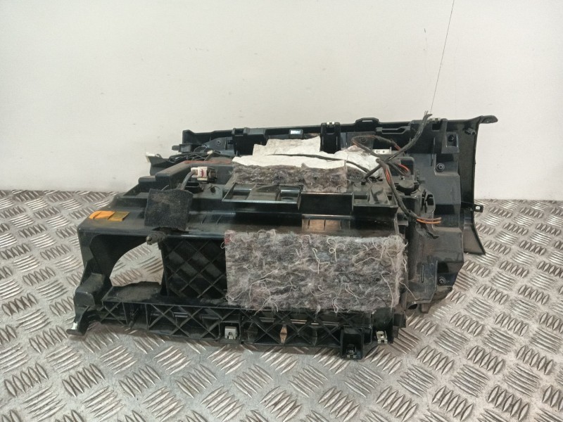 Recambio de guantera para bmw 1 (e81) 118 d referencia OEM IAM 698268109  