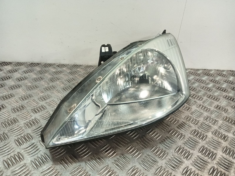Recambio de faro izquierdo para ford focus i (daw, dbw) 2.0 16v referencia OEM IAM   