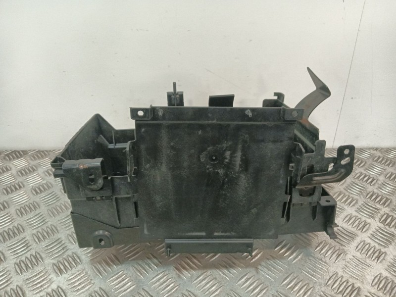 Recambio de soporte bateria para opel astra j (p10) 1.6 cdti (68) referencia OEM IAM 13354420  