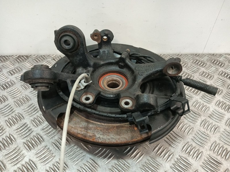 Recambio de mangueta trasera izquierda para bmw 1 (e81) 118 d referencia OEM IAM   