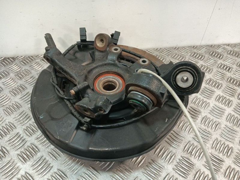 Recambio de mangueta trasera izquierda para bmw 1 (e81) 118 d referencia OEM IAM   