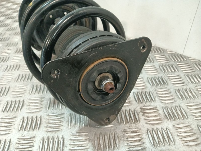 Recambio de amortiguador delantero izquierdo para renault scénic iv (j9_) 1.5 dci 110 referencia OEM IAM   