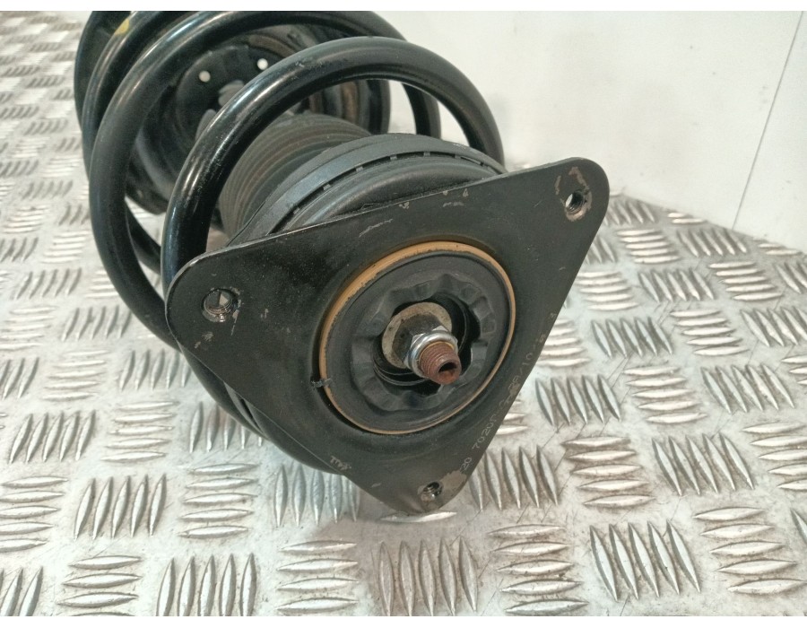 Recambio de amortiguador delantero izquierdo para renault scénic iv (j9_) 1.5 dci 110 referencia OEM IAM   