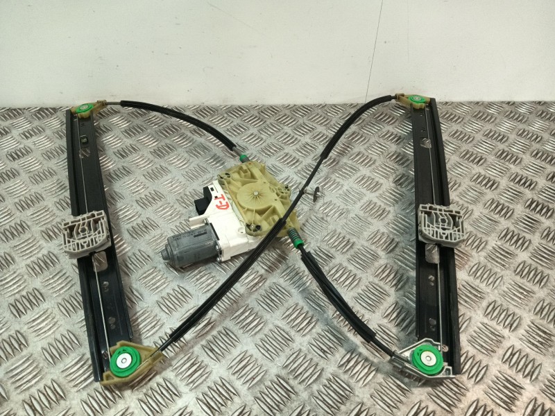 Recambio de elevalunas trasero izquierdo para audi q7 (4lb) 4.2 fsi quattro referencia OEM IAM 4L0839461A 4L0959801B 989720200